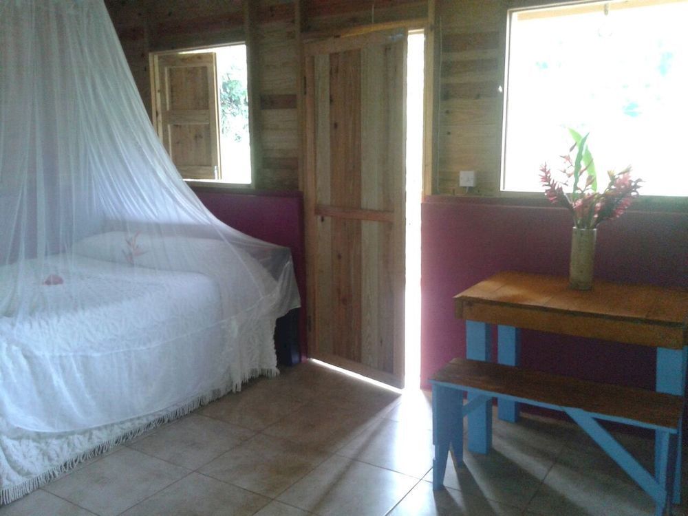 Roots Jungle Retreat Villa Marigot Exterior photo